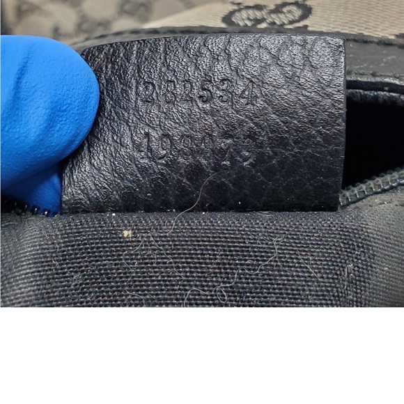 Authentic GUCCI GG BEIGE MONOGRAM HOBO BAG - Picture 4 of 12